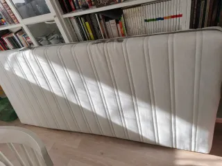 Colchón Ikea Afjall firmeza media. 90*200