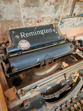Máquina de escribir Remington antigua