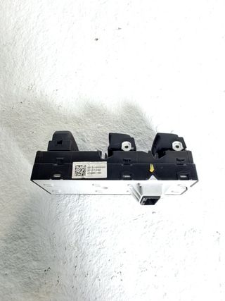 MANDO ELEVALUNAS DELANTERO IZQUIERDO KIA RIO