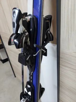 Esquís y bastones Salomon