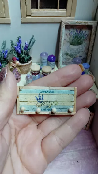 Appendiabiti casa delle bambole