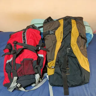2 Mochilas de senderismo o campamento
