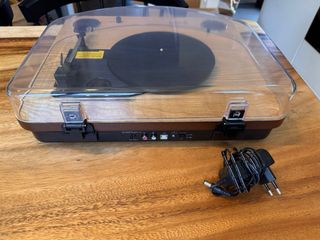 Giradischi ION Max LP con altoparlanti