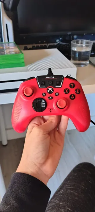 Xbox One S + 3 juegos + Mando