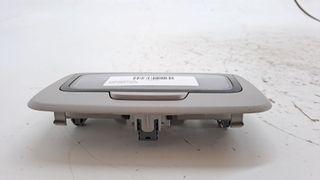 LUZ INTERIOR KIA NIRO (12)