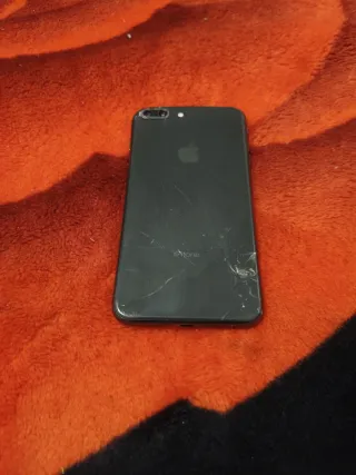 iPhone 8 Plus Roto Para piezas En mano