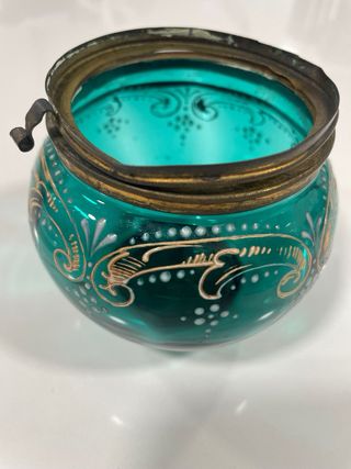 Frasco antiguo de perfume. 8x9cm.