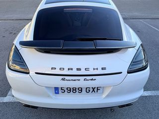 Porsche Panamera Turbo 2010