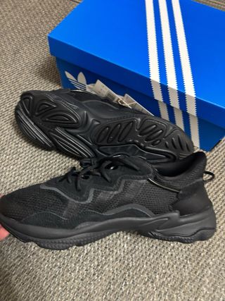 Adidas Ozweego Talla 42 Negras Nuevas