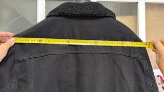 Chaqueta vaquera forrada Pull&Bear negra