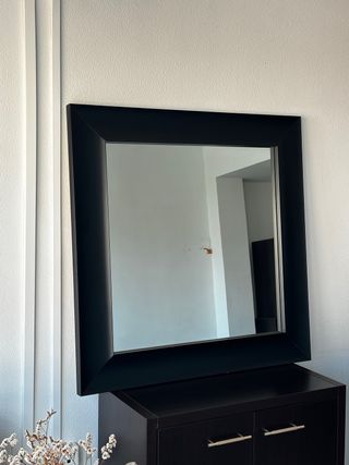 Espejo de madera negro para entrada