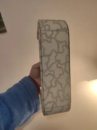 Bolso Tous Negro y Dorado