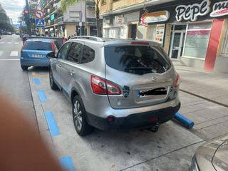 Nissan Qashqai+2 2010