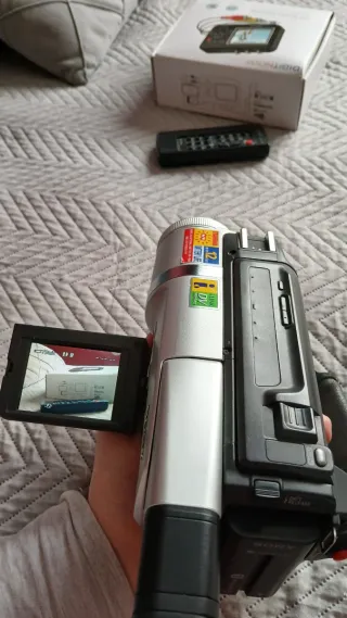 Cámara Sony DCR-TRV125e + Digitalizador