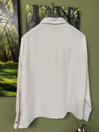 Camisa mujer Zara blanco roto, con detalles negros