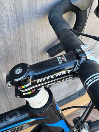 Bicicleta de carretera Scott