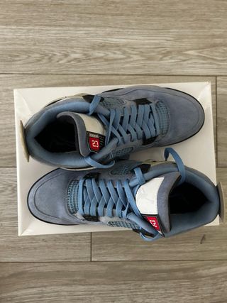 Jordan Retro 4 University Blue