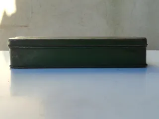 Antigua caja metal Sigma coser bordar