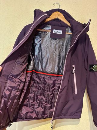Abrigo Stone Island Morado