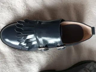 Zapatos de piel charol azul