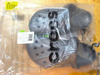 Crocs Talla 41-42 Gris Antracita Nuevas