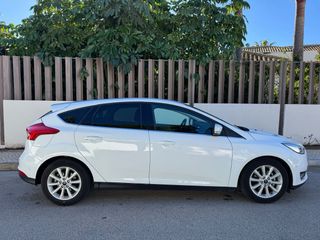 Ford Focus Titanium