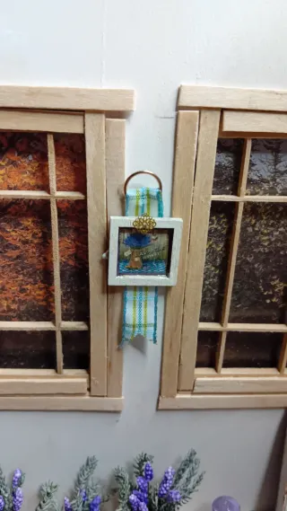 Decorazione parete casa bambole