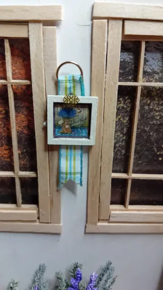 Decorazione parete casa bambole