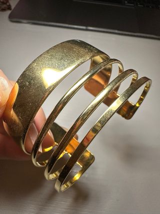 Bracciale oro rigido e catena