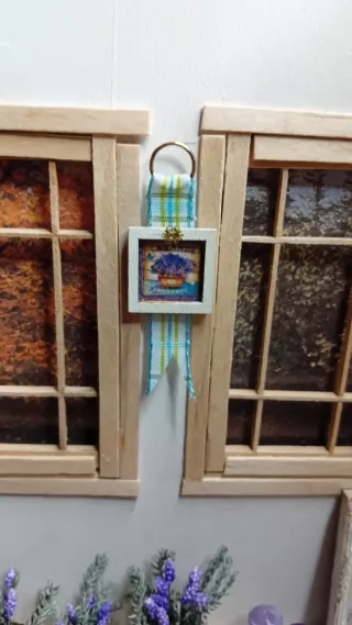 Decorazione casa bambole quadro fiori