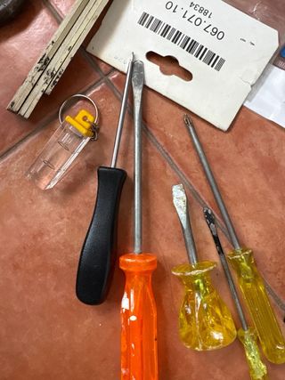 Lámparas y herramientas varias