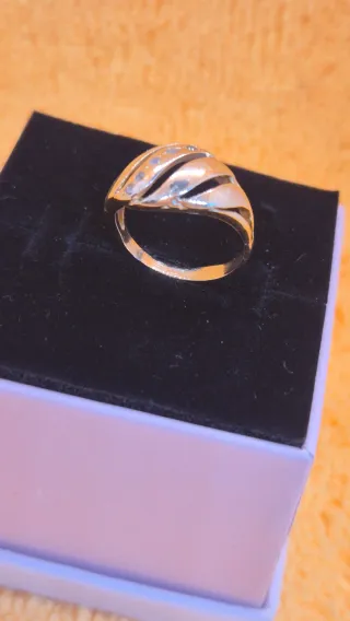 Anillo Oro 14k 5 Brillantes