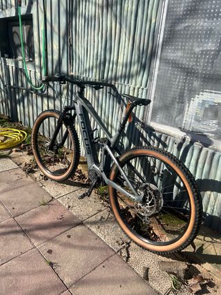 Bicicleta Eléctrica Focus Thron2 2020