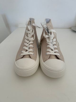 Zapatos Marypaz estilo Converse beige