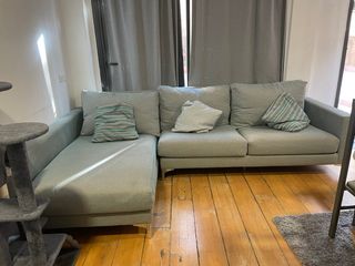 Sofá modular gris tela