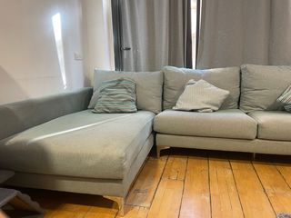 Sofá modular gris tela