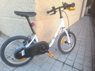 Bicicleta infantil blanca