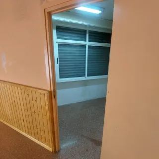 Se alquila local de 70 m² en zona norte de Rubí