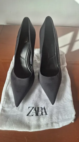 Tacones Zara Talla 38 Negros