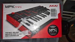 AKAI MPK mini MK3 Controlador MIDI
