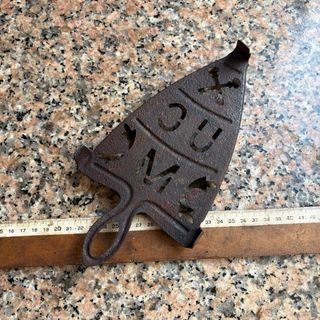 Reposa plancha antiguo forja