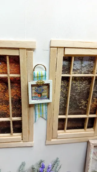 Decorazione parete casa bambole