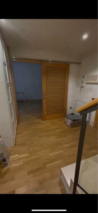 Puerta corredera madera maciza lamas horizontales