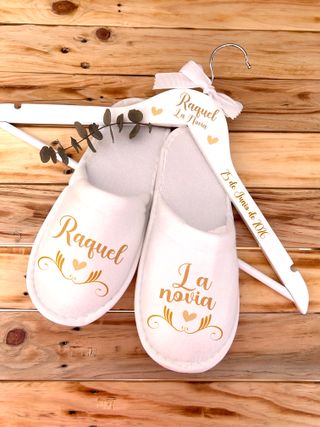 Pack Percha y Zapatillas Novia Personalizado