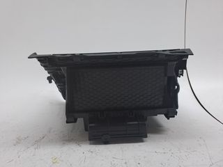 GUANTERA VOLKSWAGEN GOLF VII LIM. (3)