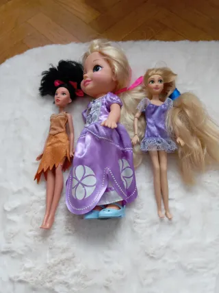 Tre bambole Disney varie