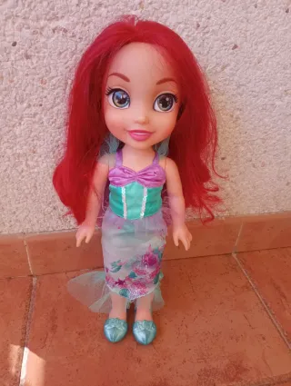 Muñeca Ariel La Sirenita Disney