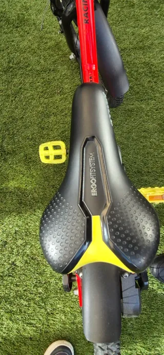 Bicicleta Btwin 16 Roja