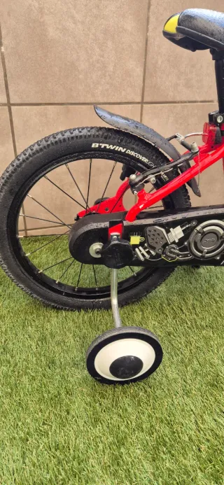 Bicicleta Btwin 16 Roja