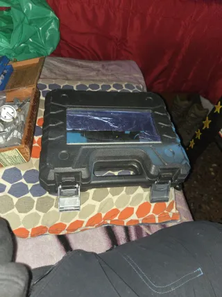 Taladro percutor  a batería con maletín